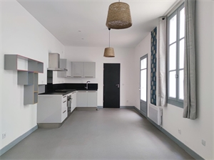 appartement à la vente -   11100  NARBONNE, surface 47,08 m2 vente appartement - APR698415